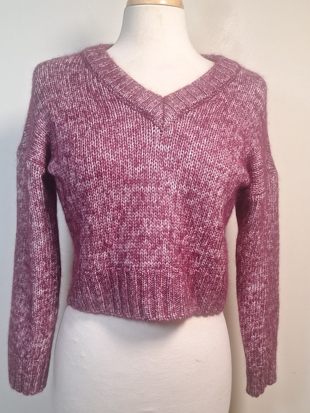 KOTN Organic Cotton/alpacha/merino Blend Vee Neck Cropped Sweater XS